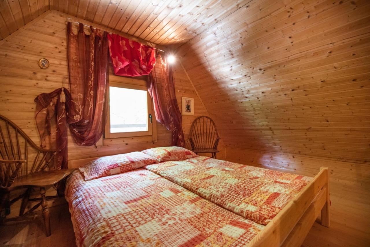 Villa Fairy Tale House à Trenta Extérieur photo